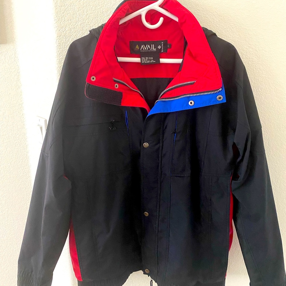 Vail Associates ski coat Black,red, royal blue
